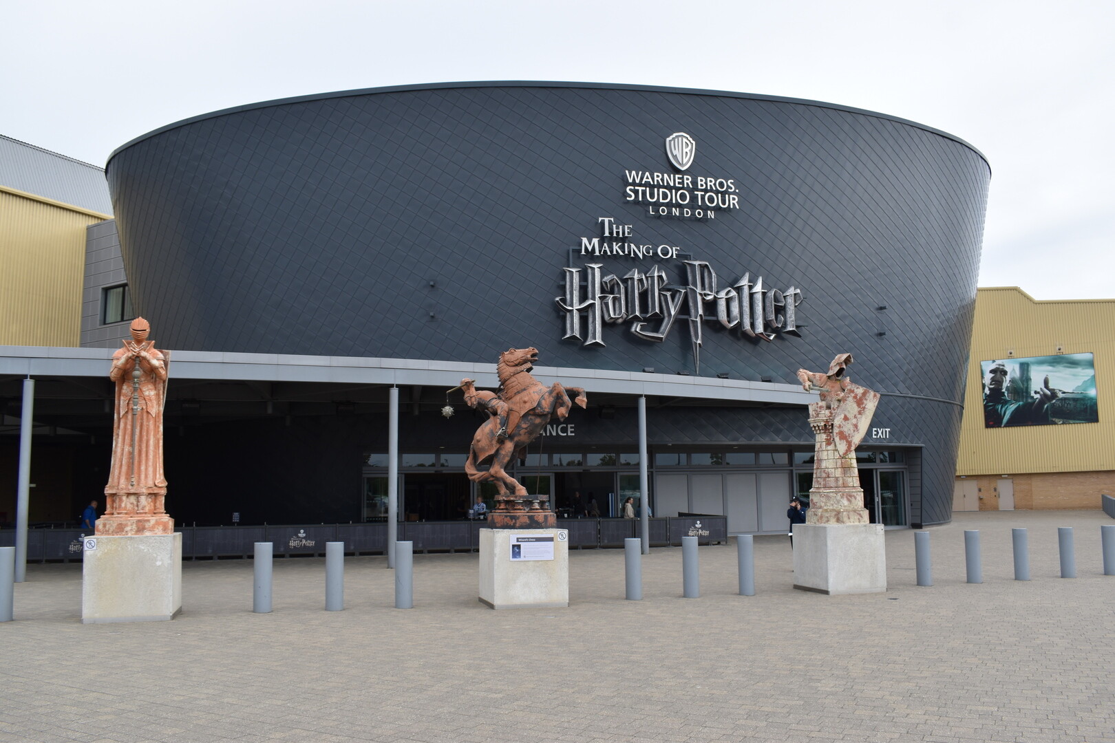 Warner Bros. Studio London – The Making of Harry Potter indoor sets and props